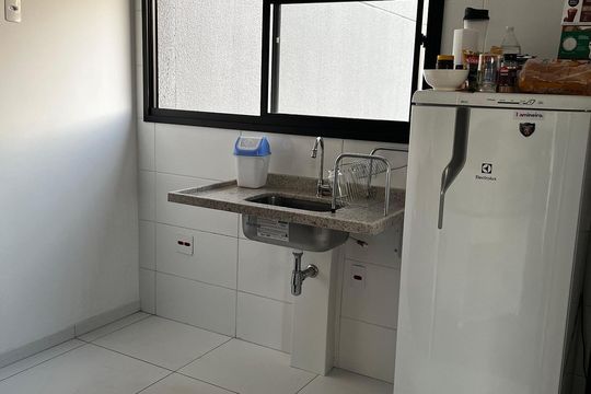 Cozinha de kitnet/studio para alugar com 1 quarto, 39m² em Km 18, Osasco