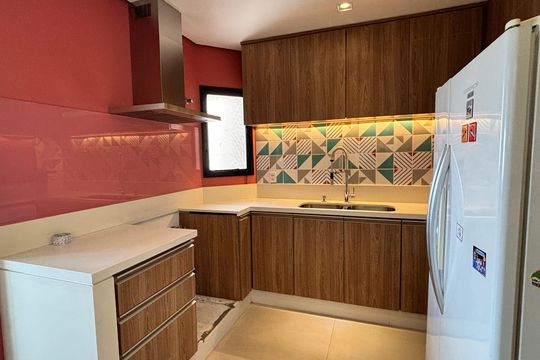 Cozinha de apartamento à venda com 3 quartos, 225m² em Chácara Inglesa, São Paulo