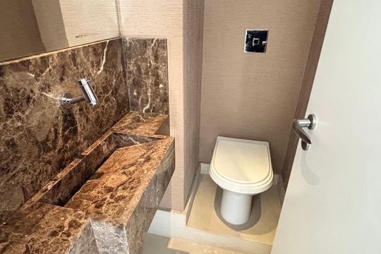 Lavabo de apartamento para alugar com 3 quartos, 225m² em Chácara Inglesa, São Paulo