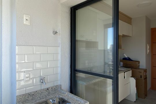 Varanda de apartamento para alugar com 1 quarto, 30m² em Centro, Osasco
