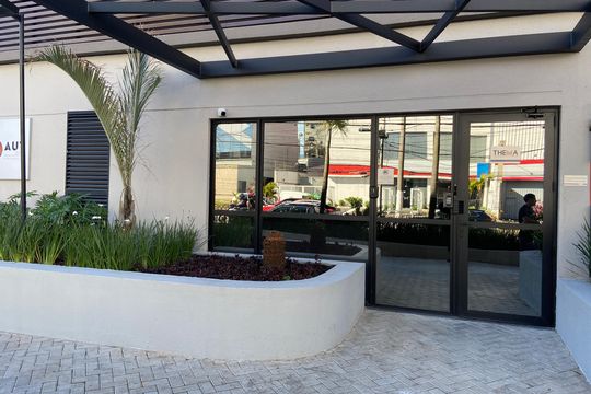 Fachada do Prédio de apartamento para alugar com 1 quarto, 30m² em Centro, Osasco