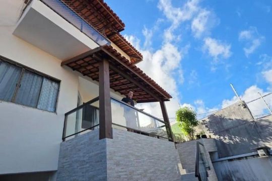 Casa de Condomínio para alugar com 3 quartos, 200m² em Jardim Placaford, Salvador