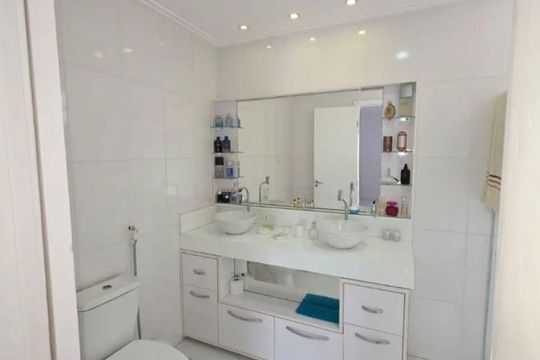 Casa de Condomínio para alugar com 3 quartos, 200m² em Jardim Placaford, Salvador