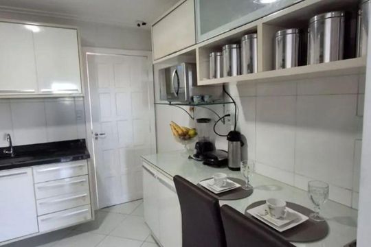 Casa de Condomínio para alugar com 3 quartos, 200m² em Jardim Placaford, Salvador