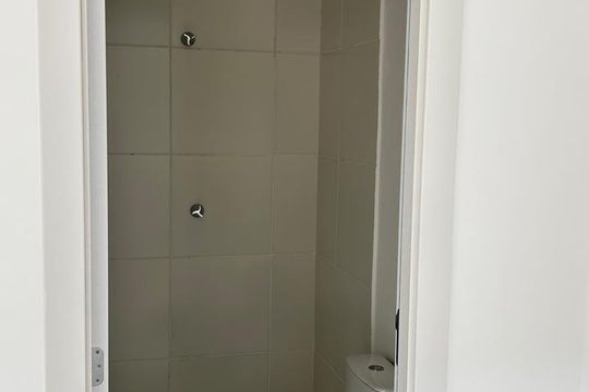 Banheiro de kitnet/studio à venda com 1 quarto, 16m² em Mooca, São Paulo