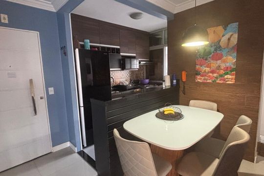 Sala de jantar de apartamento à venda com 2 quartos, 58m² em Vila Carmosina, São Paulo