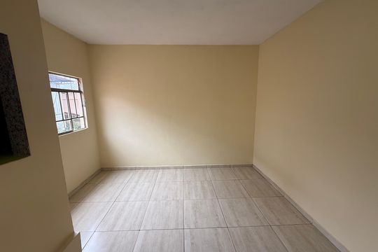 Casa para alugar com 1 quarto, 44m² em Alto Caiçaras, Belo Horizonte