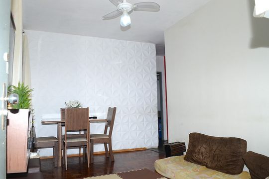 Sala de apartamento para alugar com 2 quartos, 50m² em Ribeiro de Abreu, Belo Horizonte
