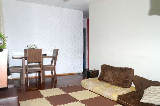 Sala de apartamento para alugar com 2 quartos, 50m² em Ribeiro de Abreu, Belo Horizonte