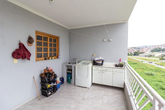 Casa à venda com 3 quartos, 260m² em Guarulhos, Guarulhos