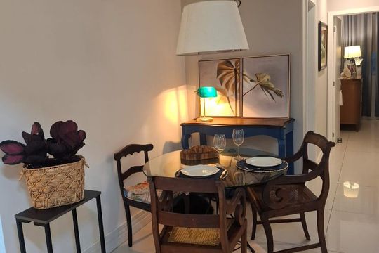 Sala de apartamento para alugar com 2 quartos, 73m² em Barra da Tijuca, Rio de Janeiro