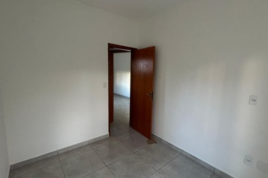 Suite de apartamento à venda com 2 quartos, 90m² em Vila Curuçá, Santo André