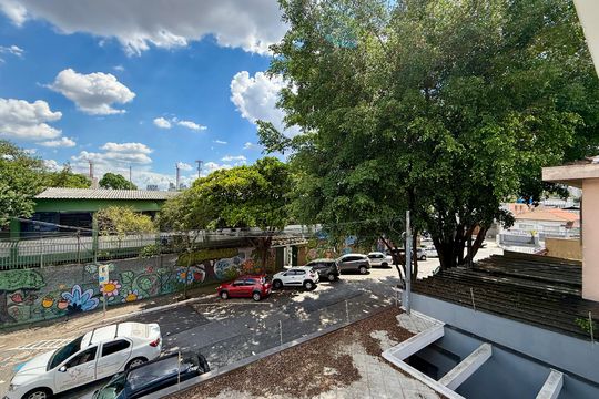 Casa à venda com 4 quartos, 254m² em Indianópolis, São Paulo