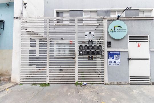 Fachada de apartamento para alugar com 2 quartos, 38m² em Jardim Etelvina, São Paulo