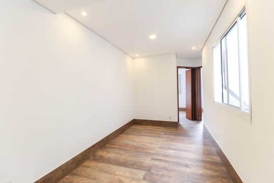 Sala de apartamento para alugar com 2 quartos, 38m² em Jardim Etelvina, São Paulo
