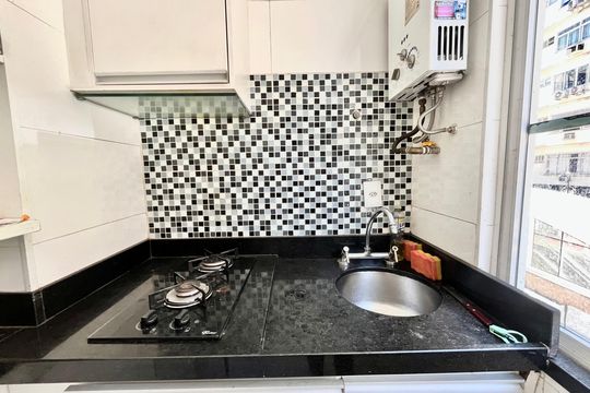 Cozinha de apartamento à venda com 1 quarto, 28m² em Ipanema, Rio de Janeiro