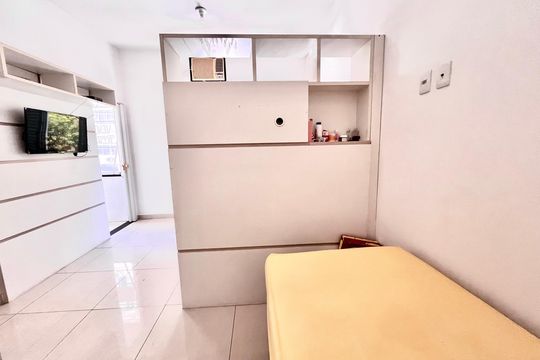 Quarto  de apartamento à venda com 1 quarto, 28m² em Ipanema, Rio de Janeiro