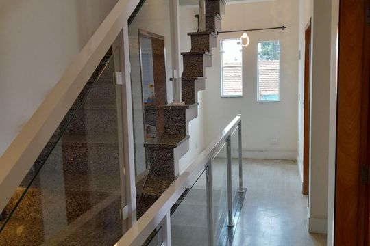 Escada de casa à venda com 3 quartos, 283m² em Jardim, Santo André