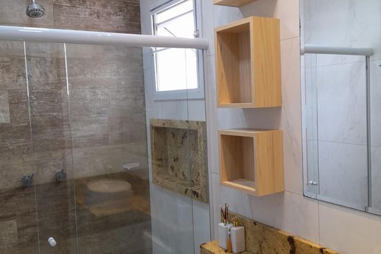 Closet de casa à venda com 3 quartos, 283m² em Jardim, Santo André