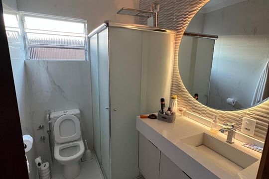Casa à venda com 3 quartos, 355m² em Quitaúna, Osasco