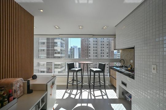Varanda de apartamento à venda com 3 quartos, 90m² em Vila Suzana, São Paulo