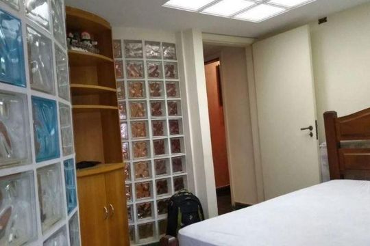 Casa à venda com 4 quartos, 205m² em Vila Suzana, São Paulo