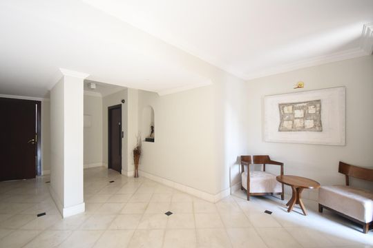 Área comum de apartamento à venda com 4 quartos, 300m² em Vila Suzana, São Paulo