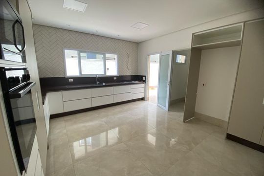 Casa à venda com 5 quartos, 893m² em Alphaville Industrial, Barueri