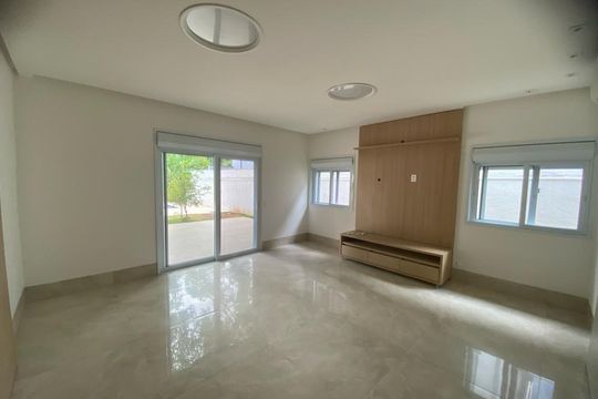 Casa à venda com 5 quartos, 893m² em Alphaville Industrial, Barueri