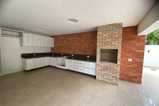 Casa à venda com 5 quartos, 893m² em Alphaville Industrial, Barueri
