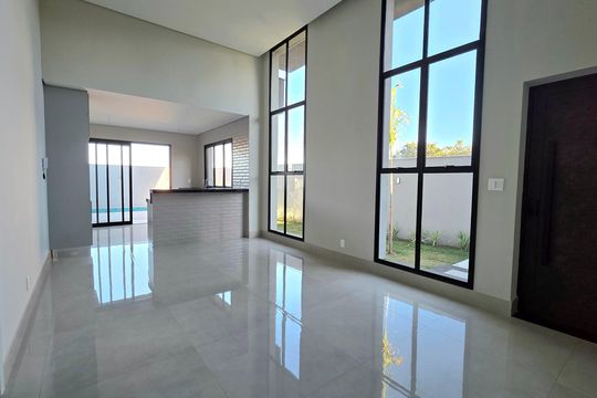 Casa à venda com 3 quartos, 180m² em Várzea, Lagoa Santa