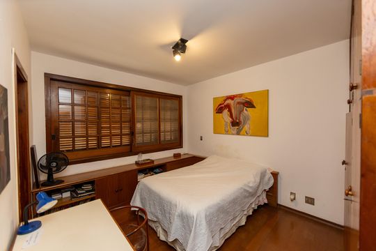 Suíte 3 de casa à venda com 4 quartos, 954m² em Alphaville Residencial Um, Barueri