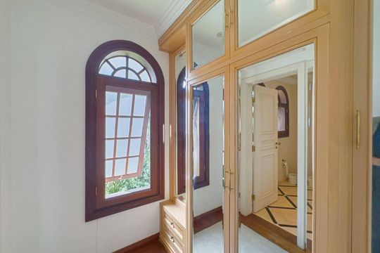 Casa à venda com 4 quartos, 1012m² em Alphaville, Santana de Parnaíba