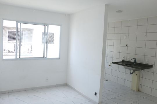 sala de apartamento para alugar com 2 quartos, 49m² em Ponto Chic, Nova Iguaçu