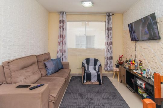 Sala de apartamento para alugar com 2 quartos, 42m² em Cavalhada, Porto Alegre