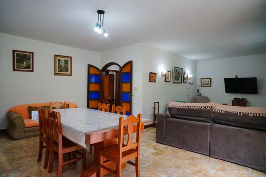 Casa para alugar com 7 quartos, 4000m² em Inoã, Maricá