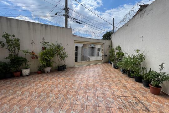 Garagem de casa para alugar com 6 quartos, 280m² em Jardim Esmeralda, São Paulo