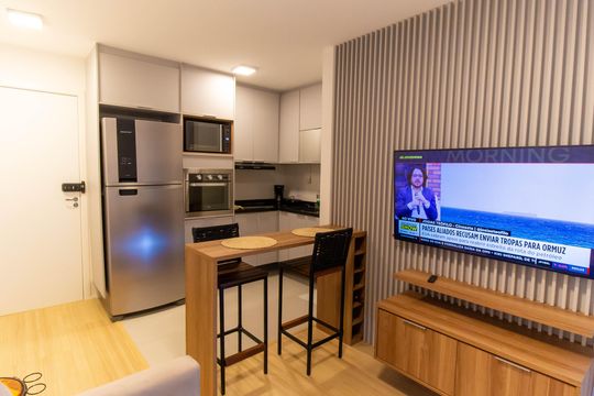 Sala/Cozinha de kitnet/studio à venda com 1 quarto, 40m² em Ingá, Niterói