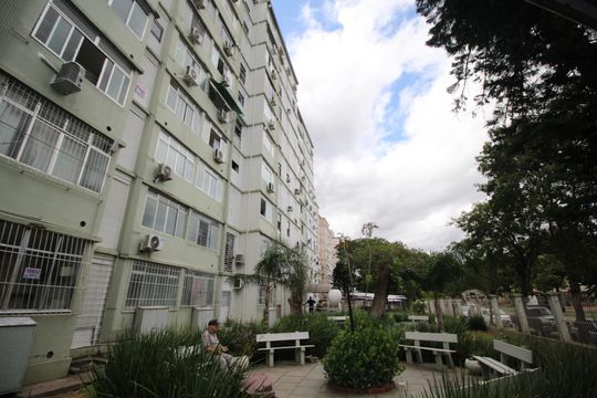 Área comum de apartamento à venda com 1 quarto, 45m² em Humaitá, Porto Alegre