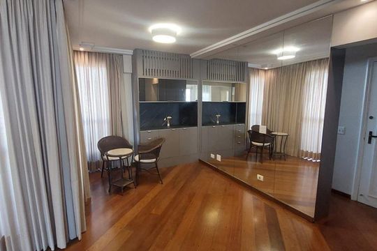 Apartamento para alugar com 3 quartos, 116m² em Vila Mariana, São Paulo