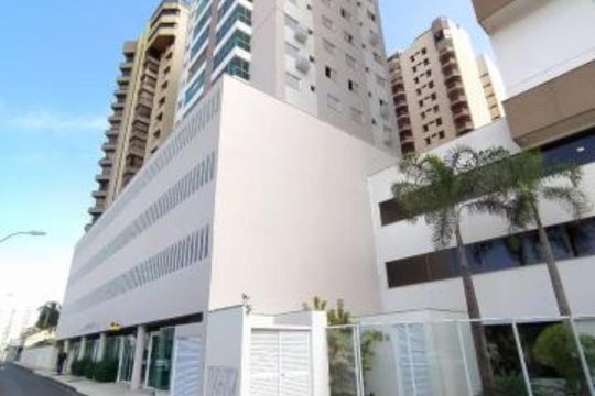 Fachada de apartamento para alugar com 1 quarto, 46m² em Centro, Uberlândia