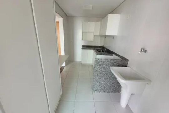Cozinha de apartamento para alugar com 1 quarto, 46m² em Centro, Uberlândia
