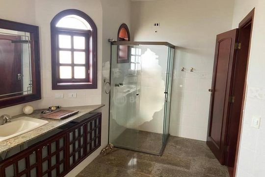 Casa à venda com 4 quartos, 720m² em Alphaville, Santana de Parnaíba