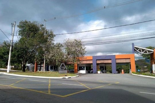 Casa à venda com 4 quartos, 720m² em Alphaville, Santana de Parnaíba