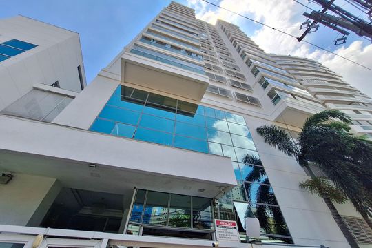 Fachada de apartamento à venda com 2 quartos, 90m² em Santa Rosa, Niterói