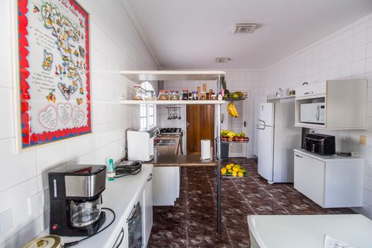 Cozinha de casa de condomínio à venda com 4 quartos, 410m² em  Alphaville, Santana de Parnaíba