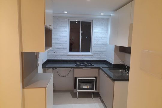Cozinha de apartamento à venda com 2 quartos, 34m² em Lapa, São Paulo