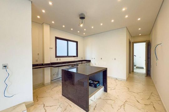 Casa à venda com 4 quartos, 460m² em Tamboré, Santana de Parnaíba