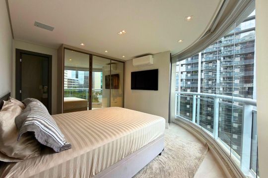 Apartamento à venda com 2 quartos, 88m² em Empresarial 18 do Forte, Barueri
