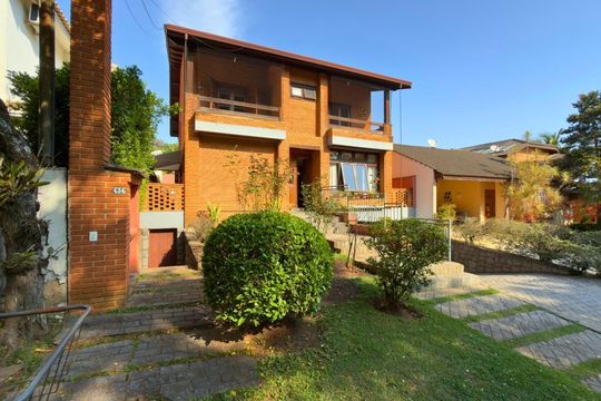 Casa à venda com 4 quartos, 305m² em Alphaville, Santana de Parnaíba